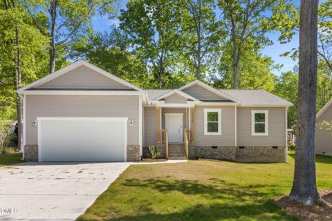 Photo of 5062 Bluebird Drive, Sanford, NC 27332 (MLS # 10161009)