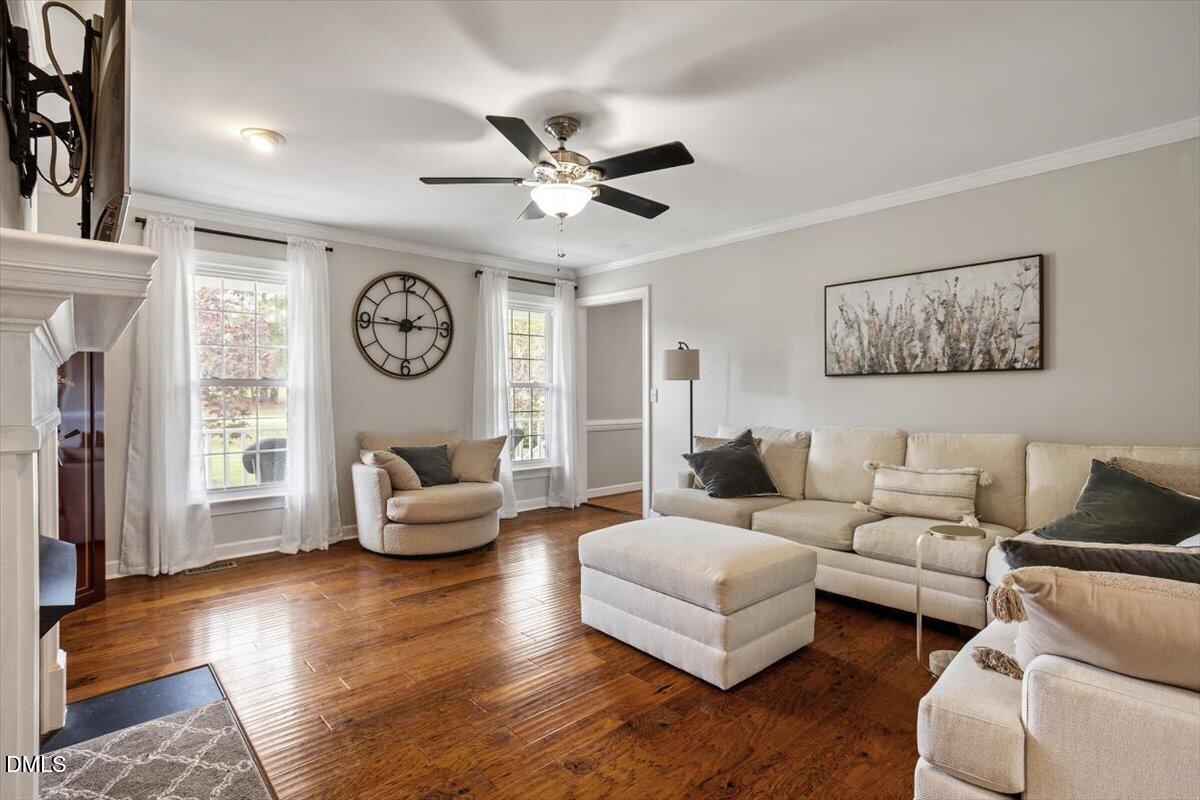 1708 Colston Crossing