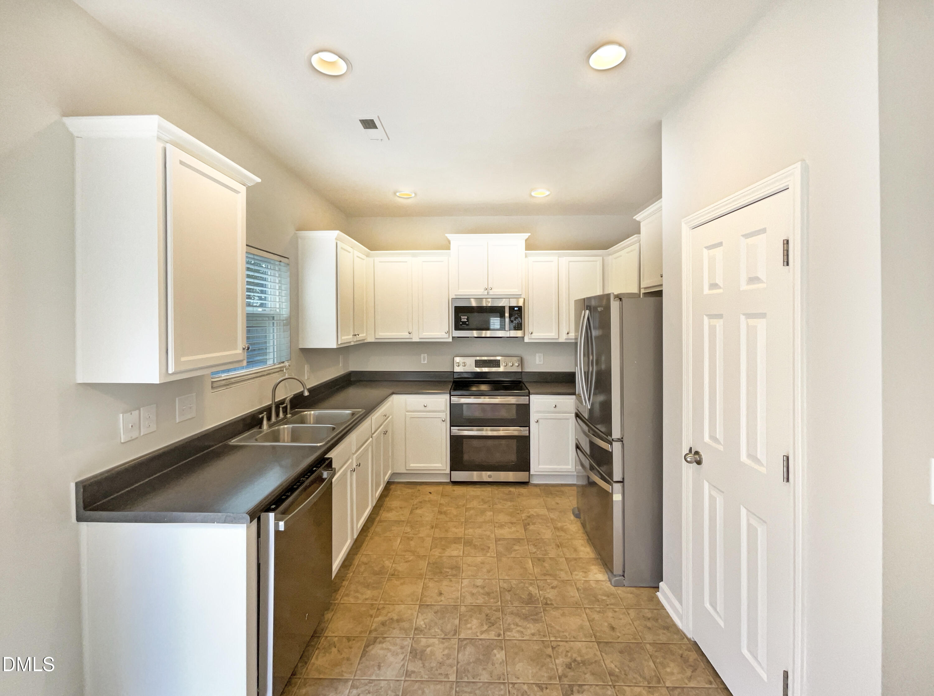 6316 Bunker Hill Drive