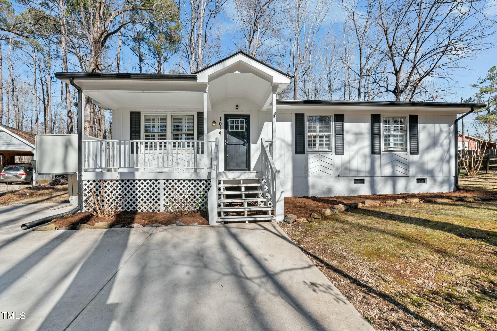1014 Holden Road