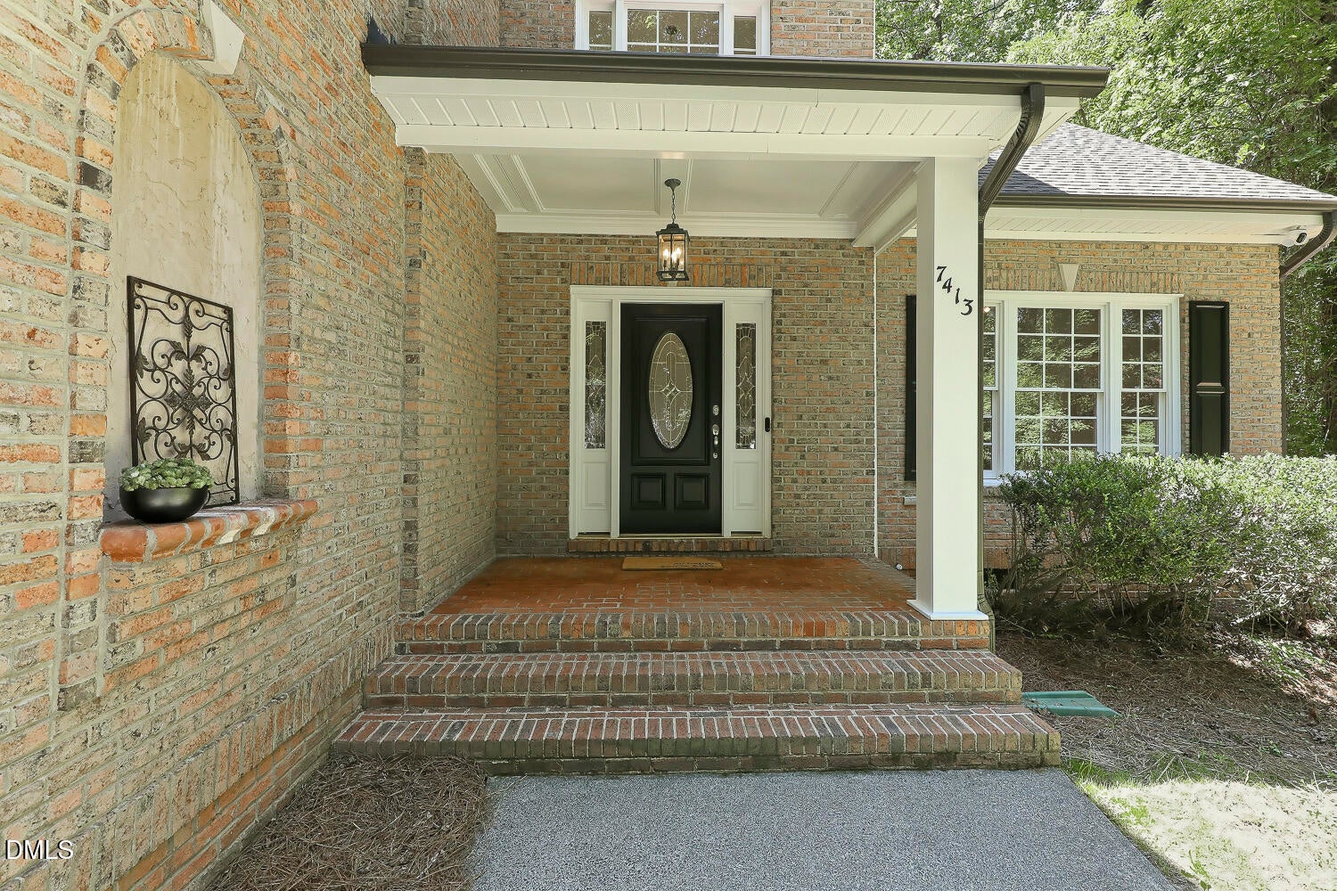 7413 Heartland Drive