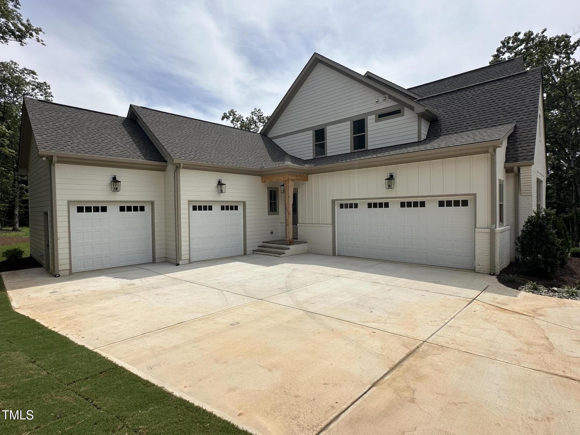 316 Firefly Overlook