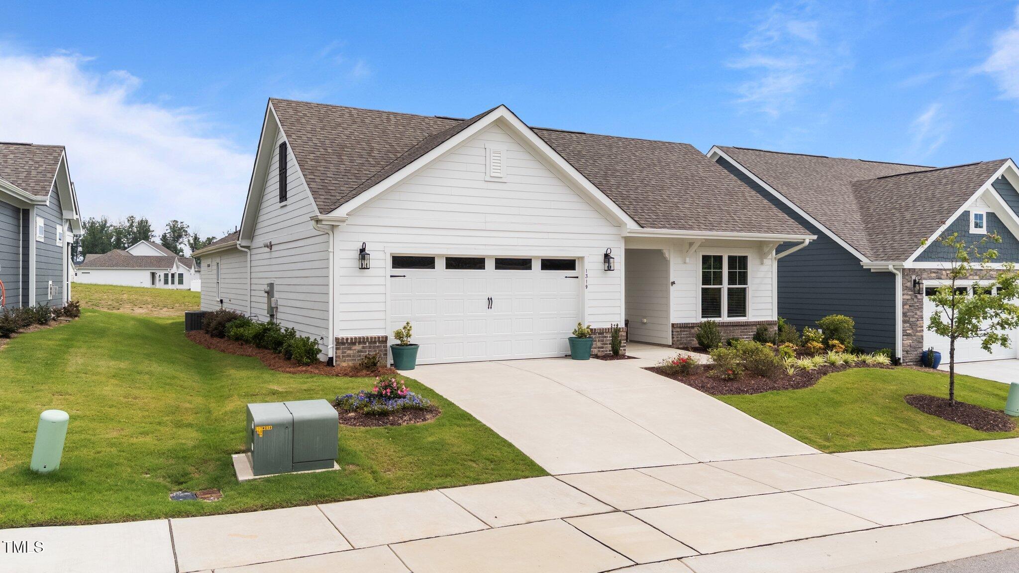 1319 Richfield Oaks Drive
