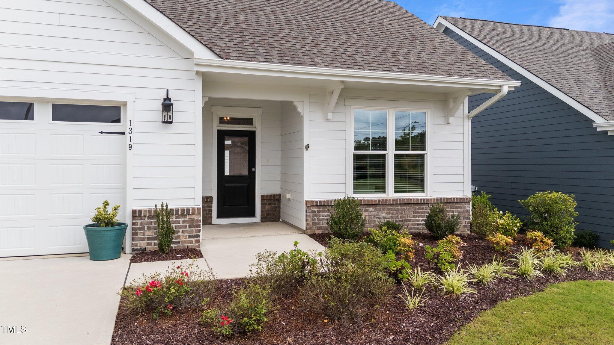 1319 Richfield Oaks Drive
