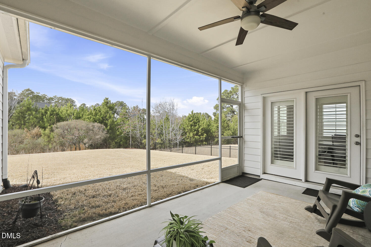 2977 Mavisbank Circle