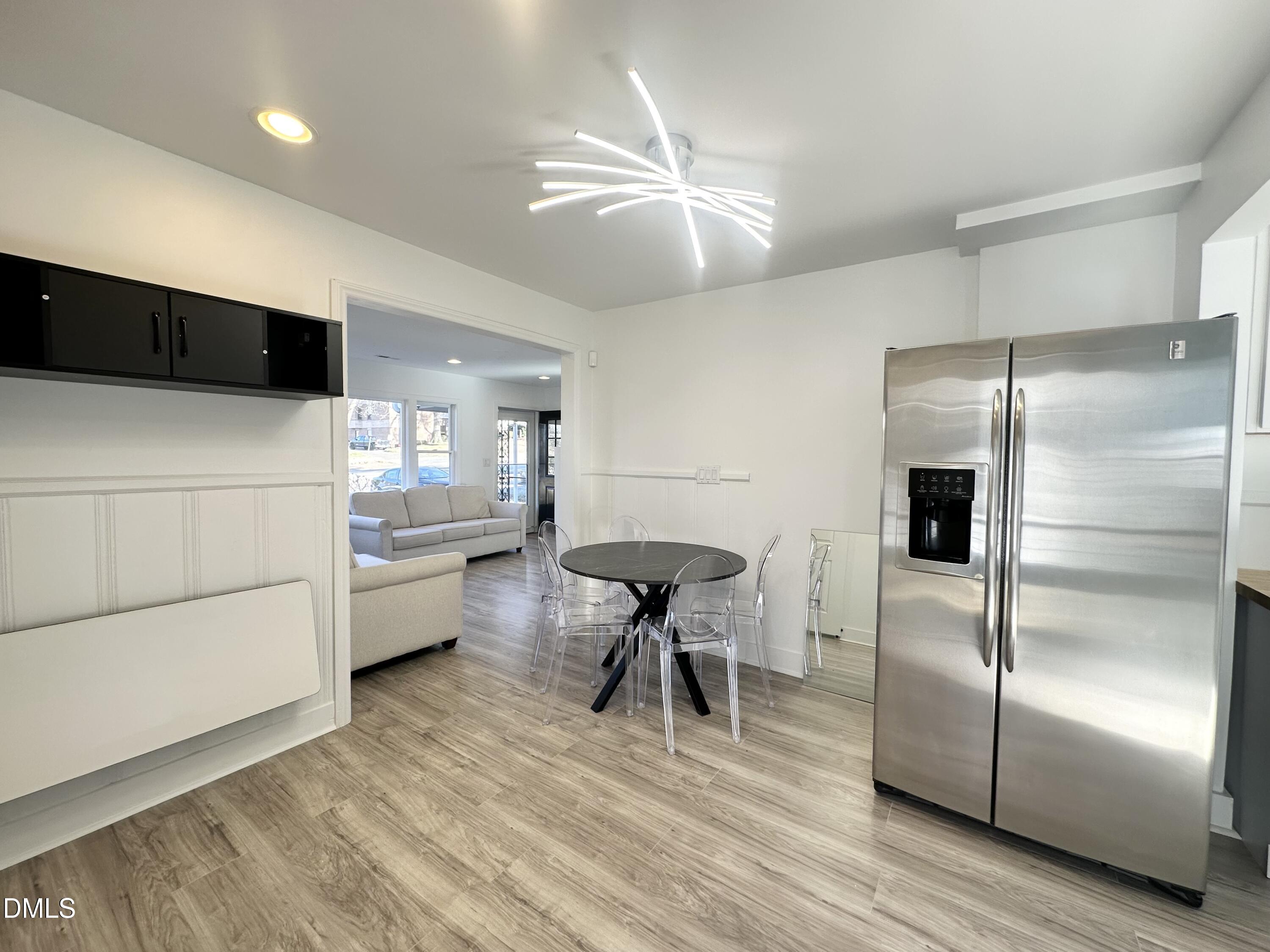 215 N Columbia Street