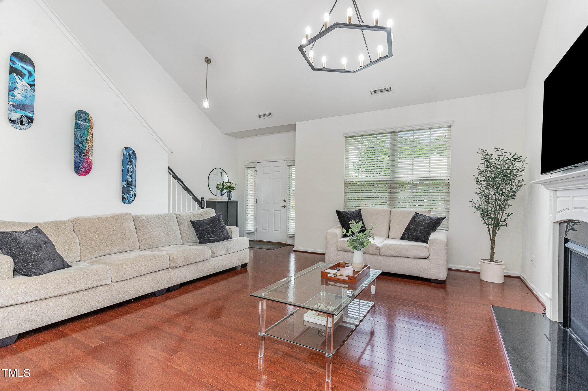 543 Callandale Lane