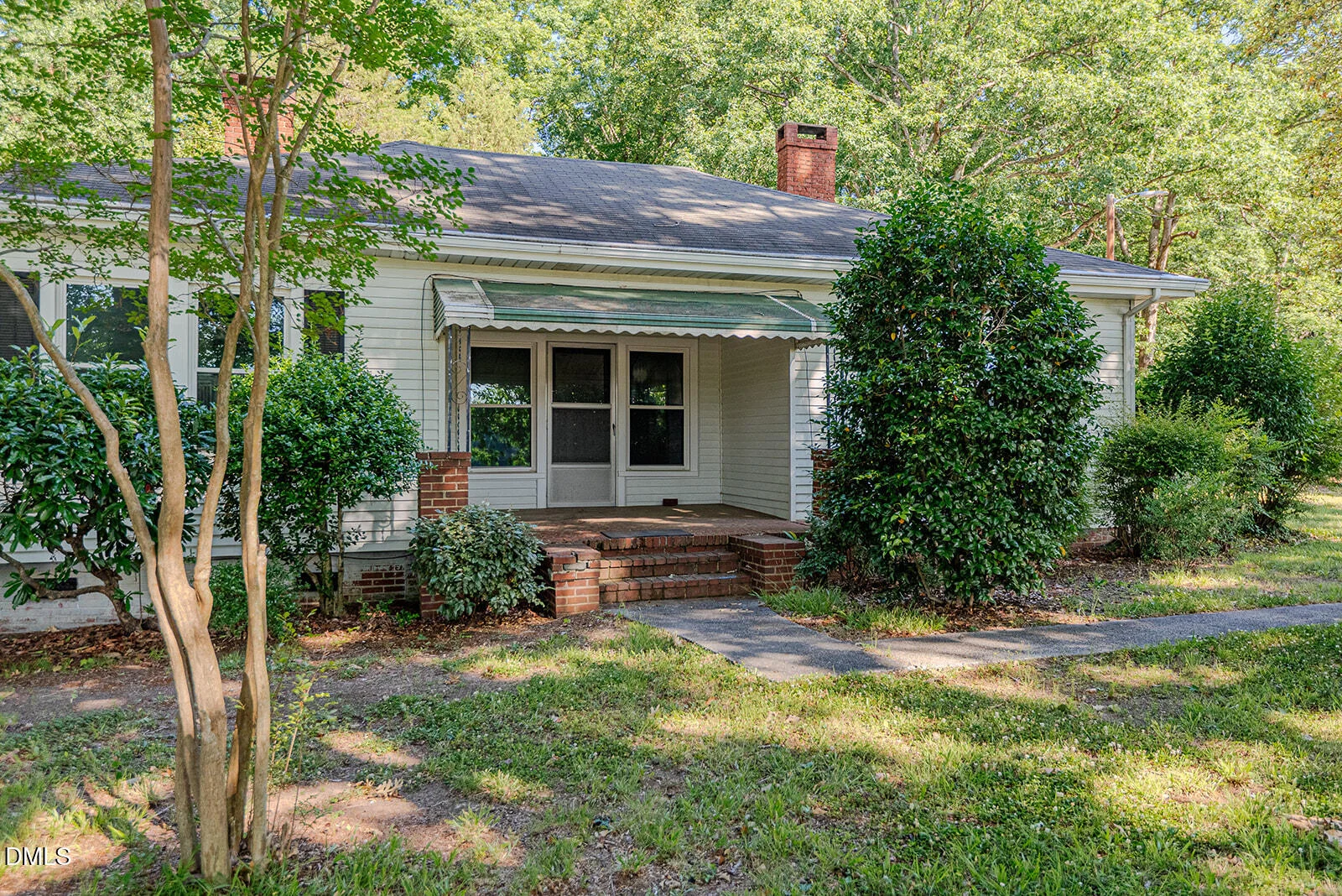 6119 N Roxboro Road
