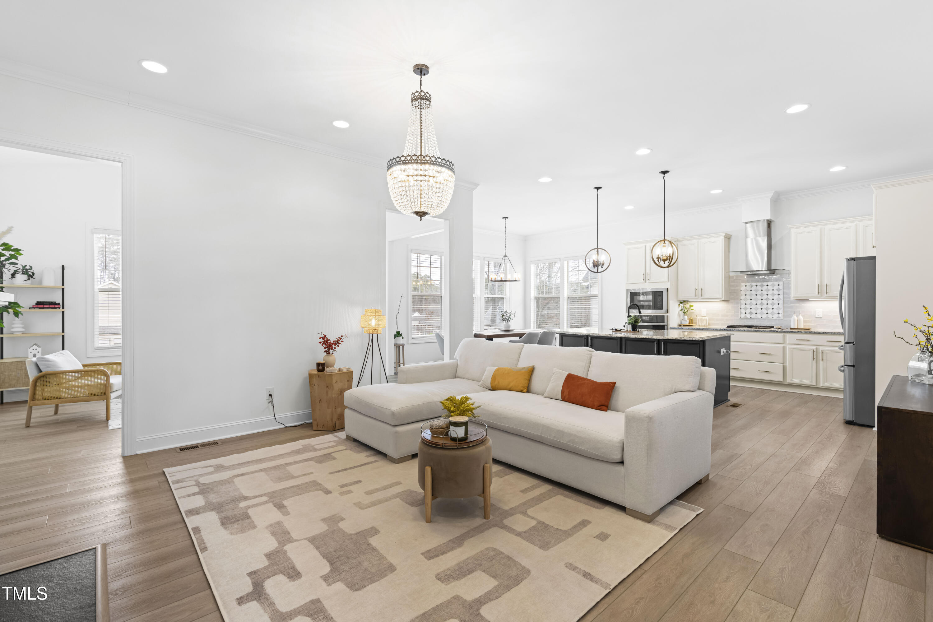 124 Ferrell Road W
