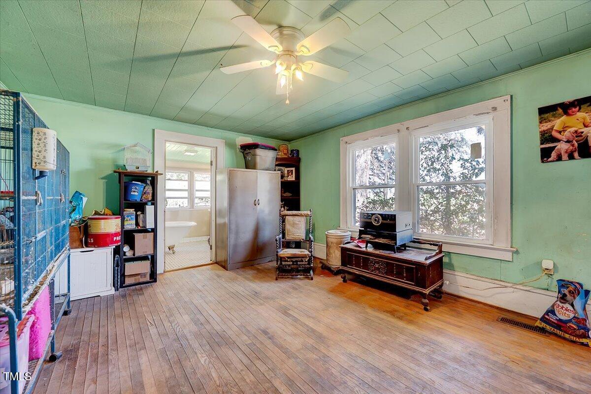 290 Collie Road
