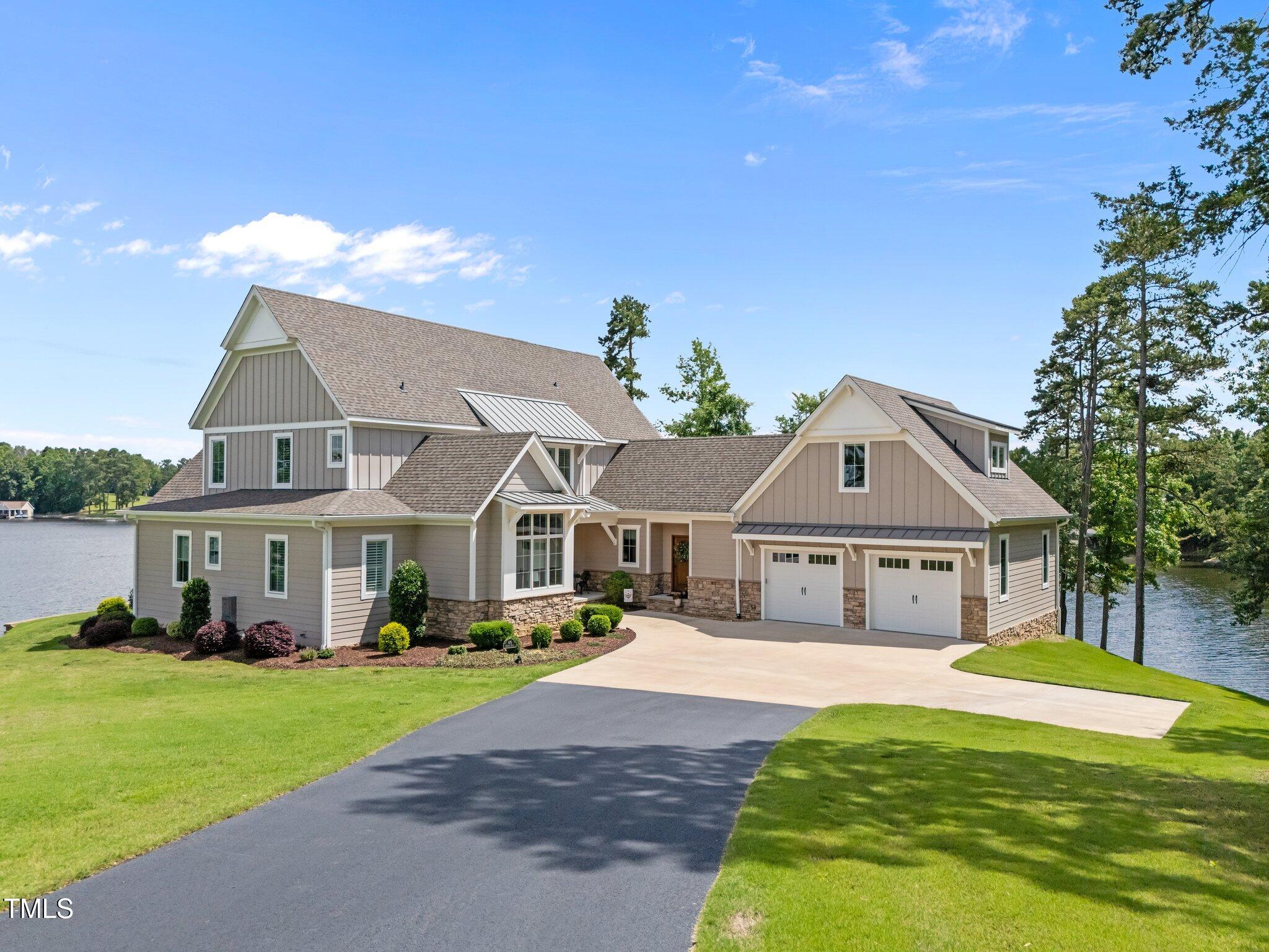 976 Estate Road
