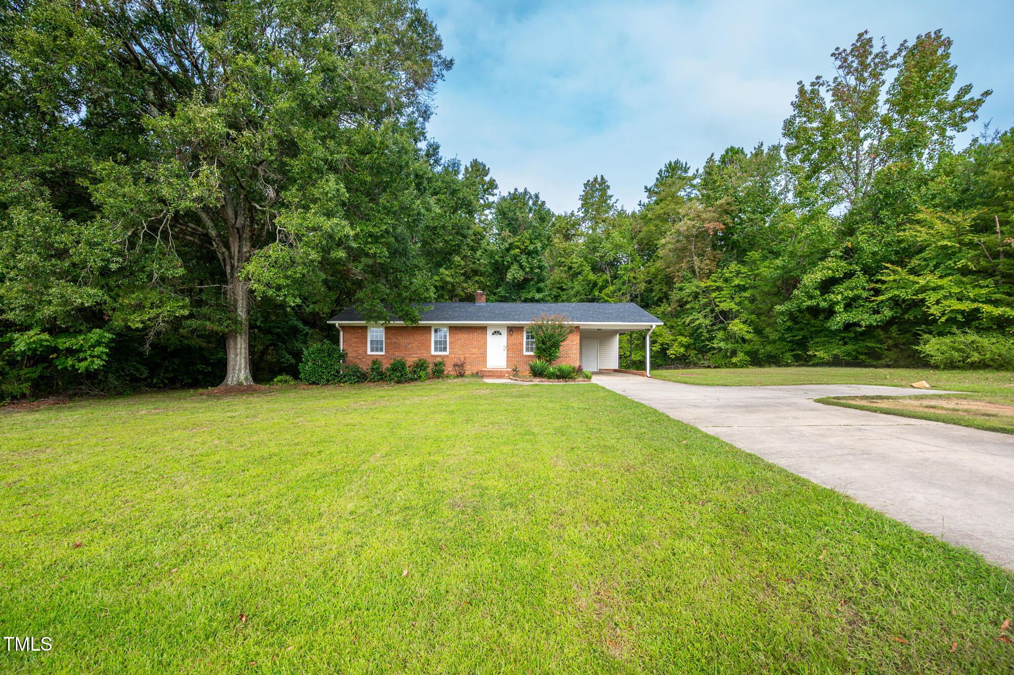 714 Dick Holeman Road