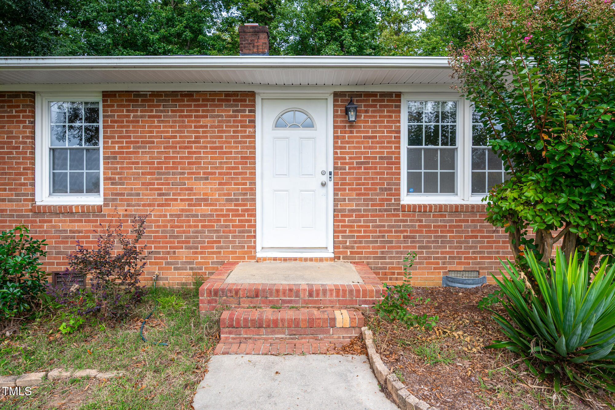 714 Dick Holeman Road