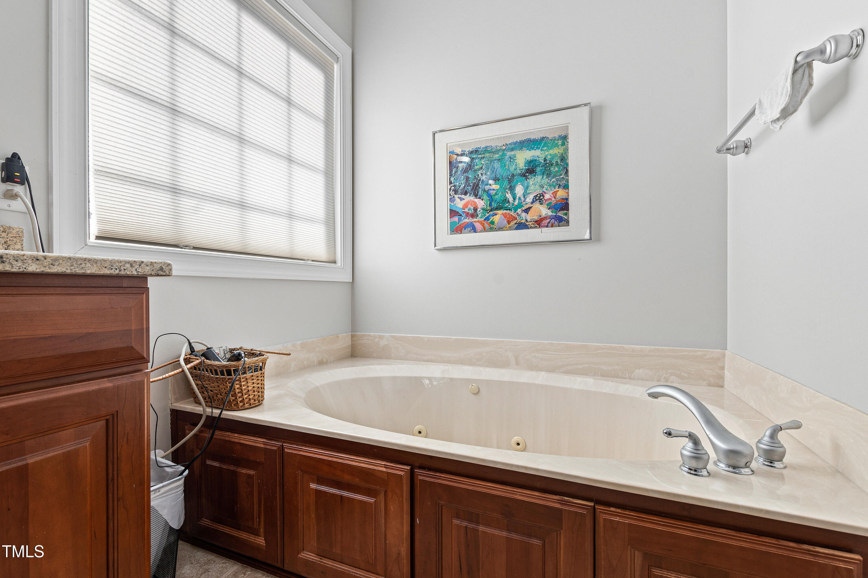 Raleigh, North Carolina 27614, United States, 4 Bedrooms Bedrooms, ,3 BathroomsBathrooms,Residential,Pending,76662