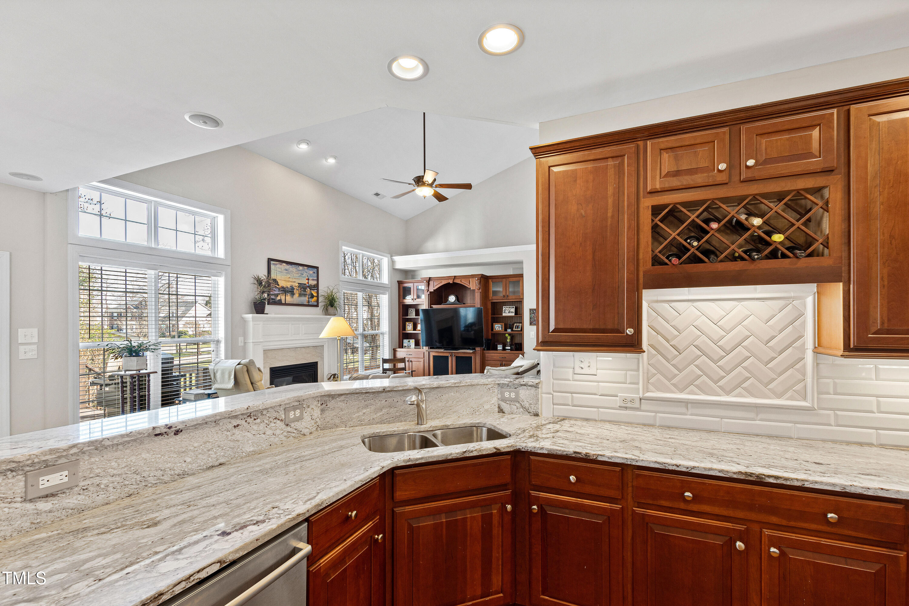 Raleigh, North Carolina 27614, United States, 4 Bedrooms Bedrooms, ,3 BathroomsBathrooms,Residential,Pending,76662