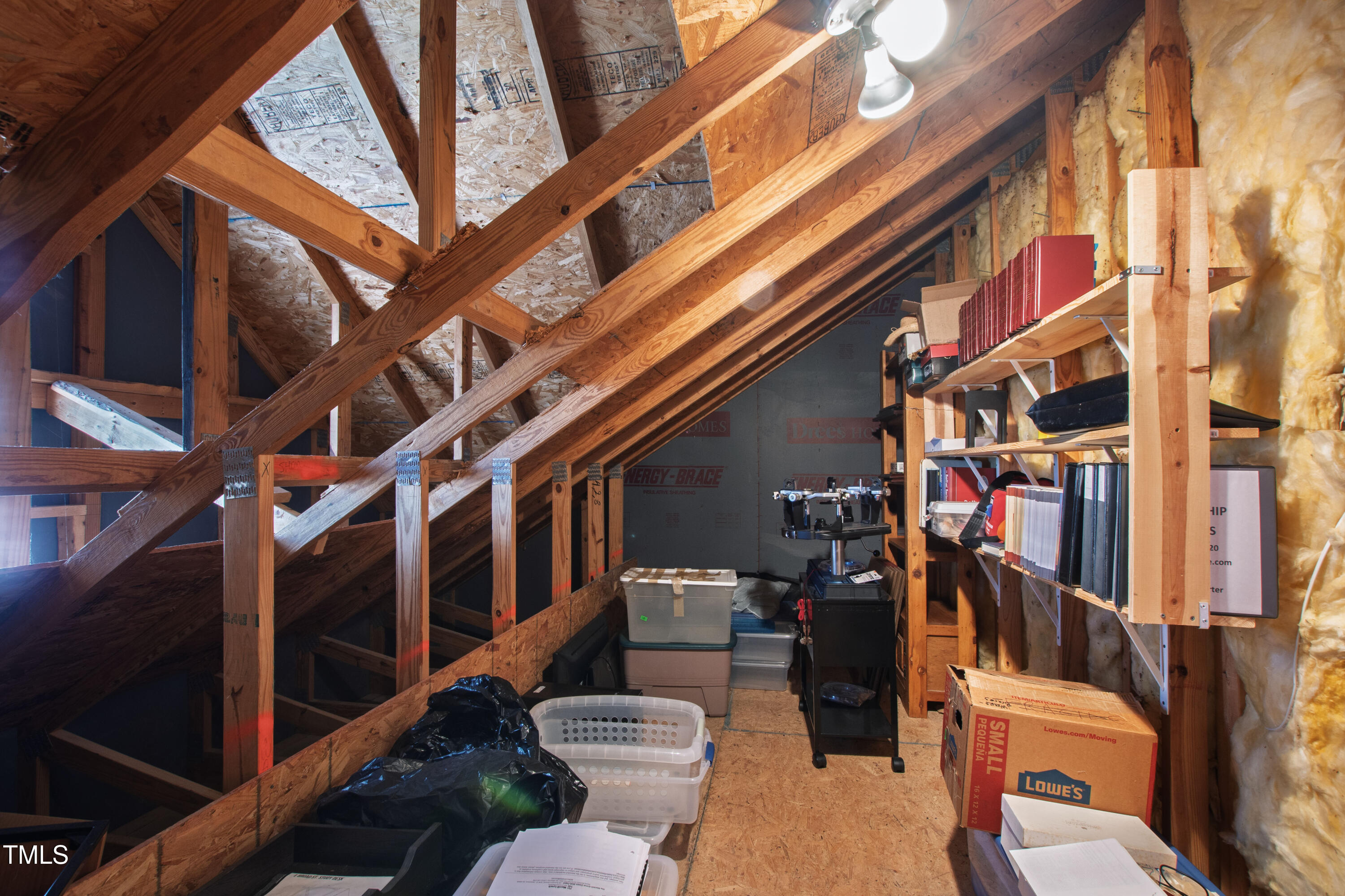 Raleigh, North Carolina 27614, United States, 4 Bedrooms Bedrooms, ,3 BathroomsBathrooms,Residential,Pending,76662