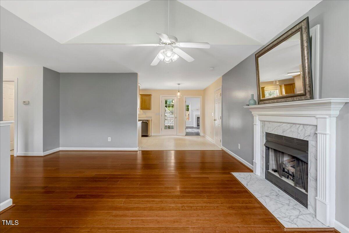 2571 Primrose Lane