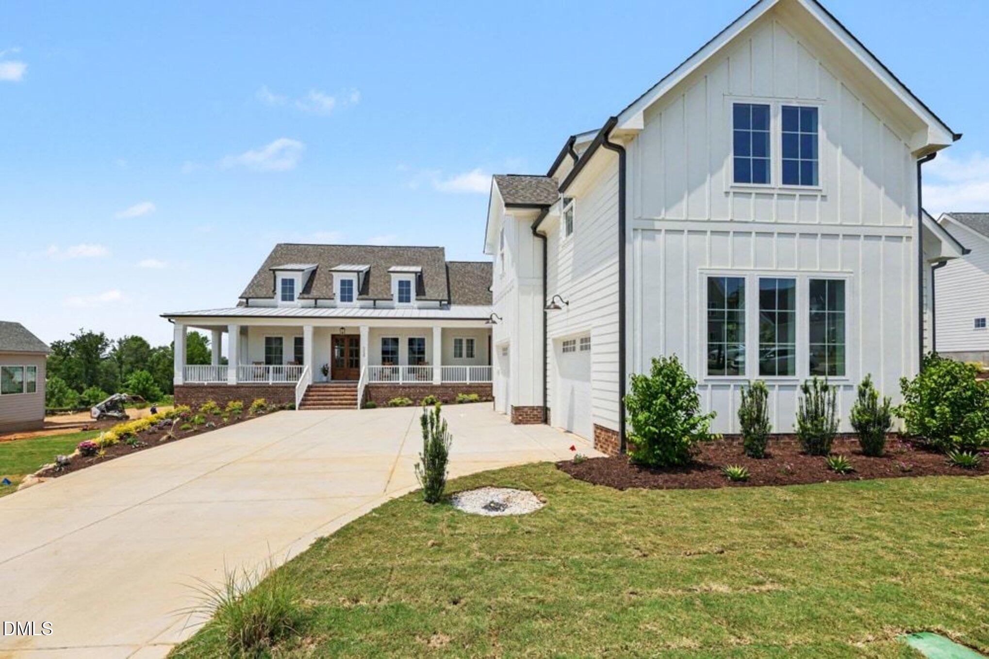 1060 Azalea Garden Circle