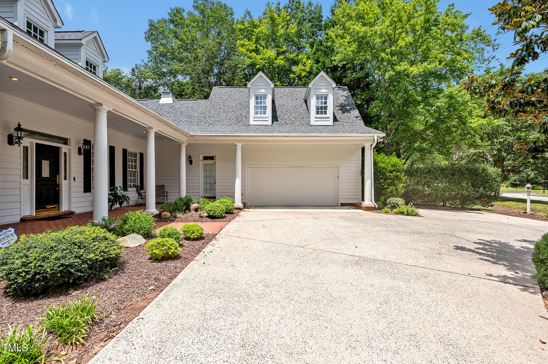 100 Sundance Place