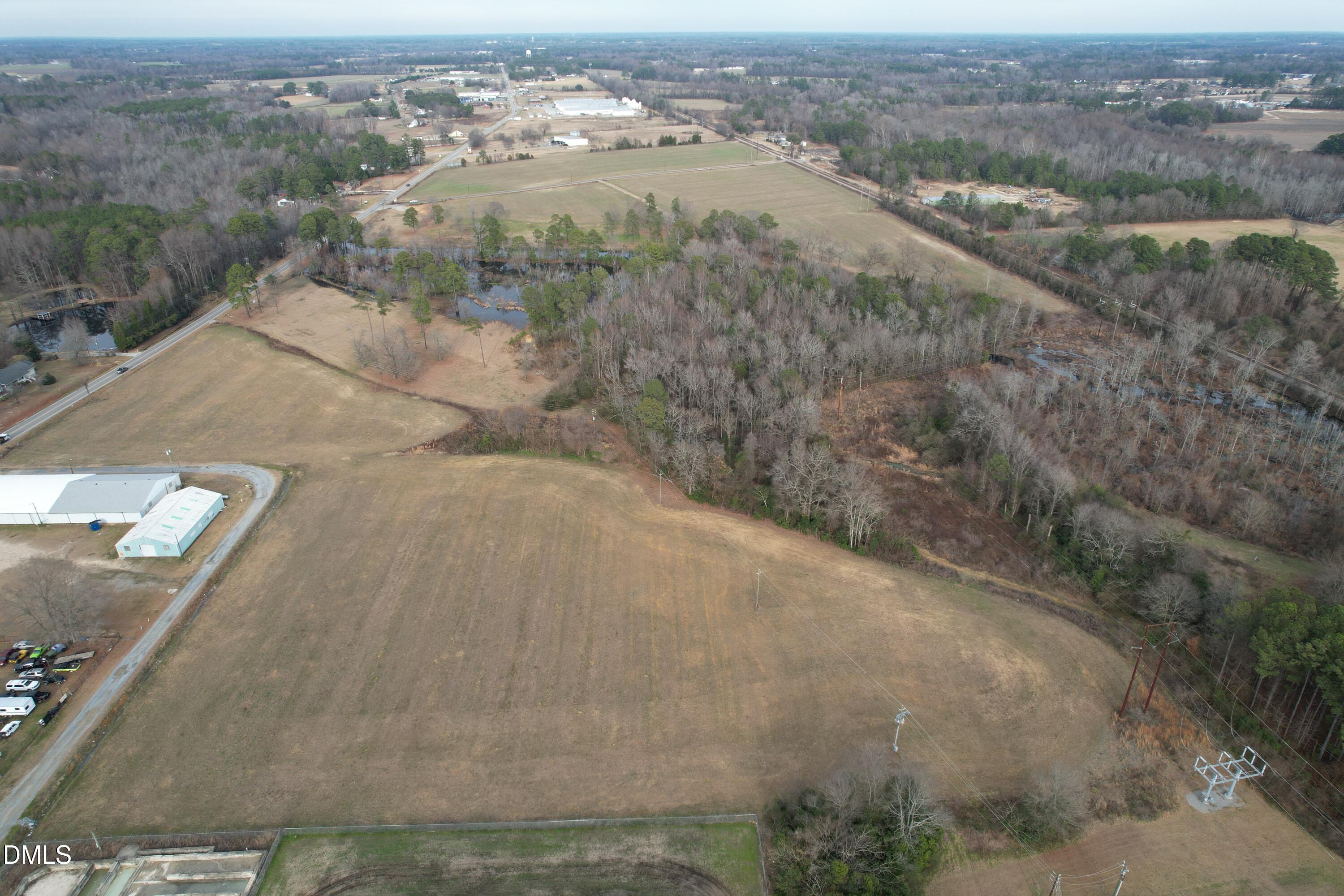 1842 N Ellis Avenue N