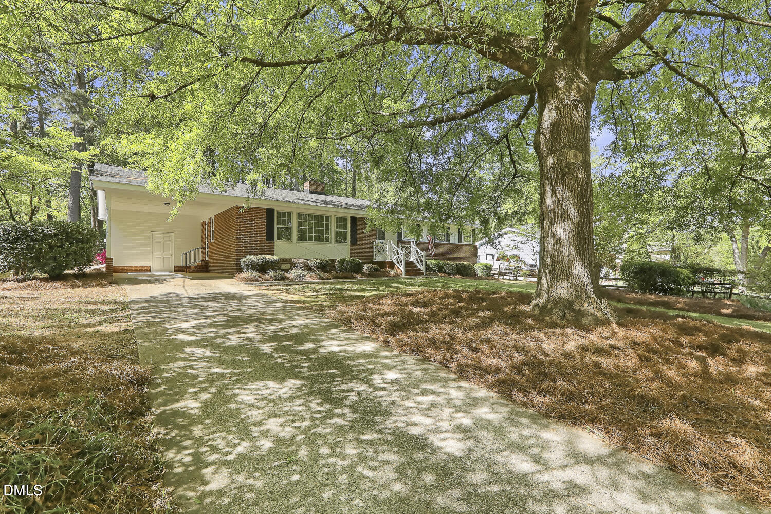 628 Ashe Avenue