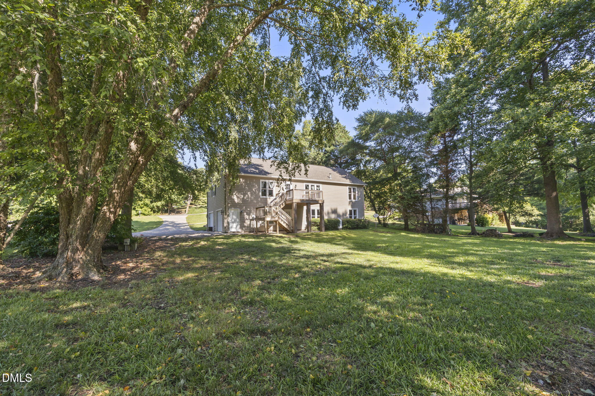 5829 Bluejay Drive