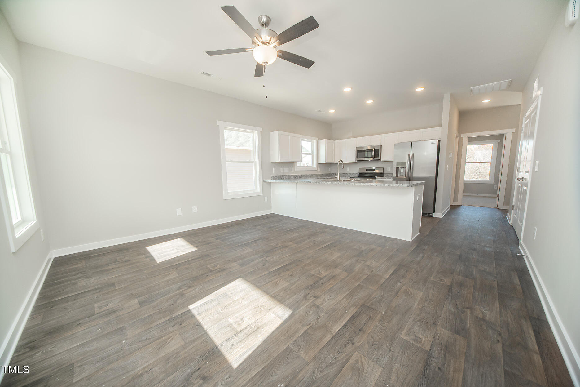 105 Ambergate Court