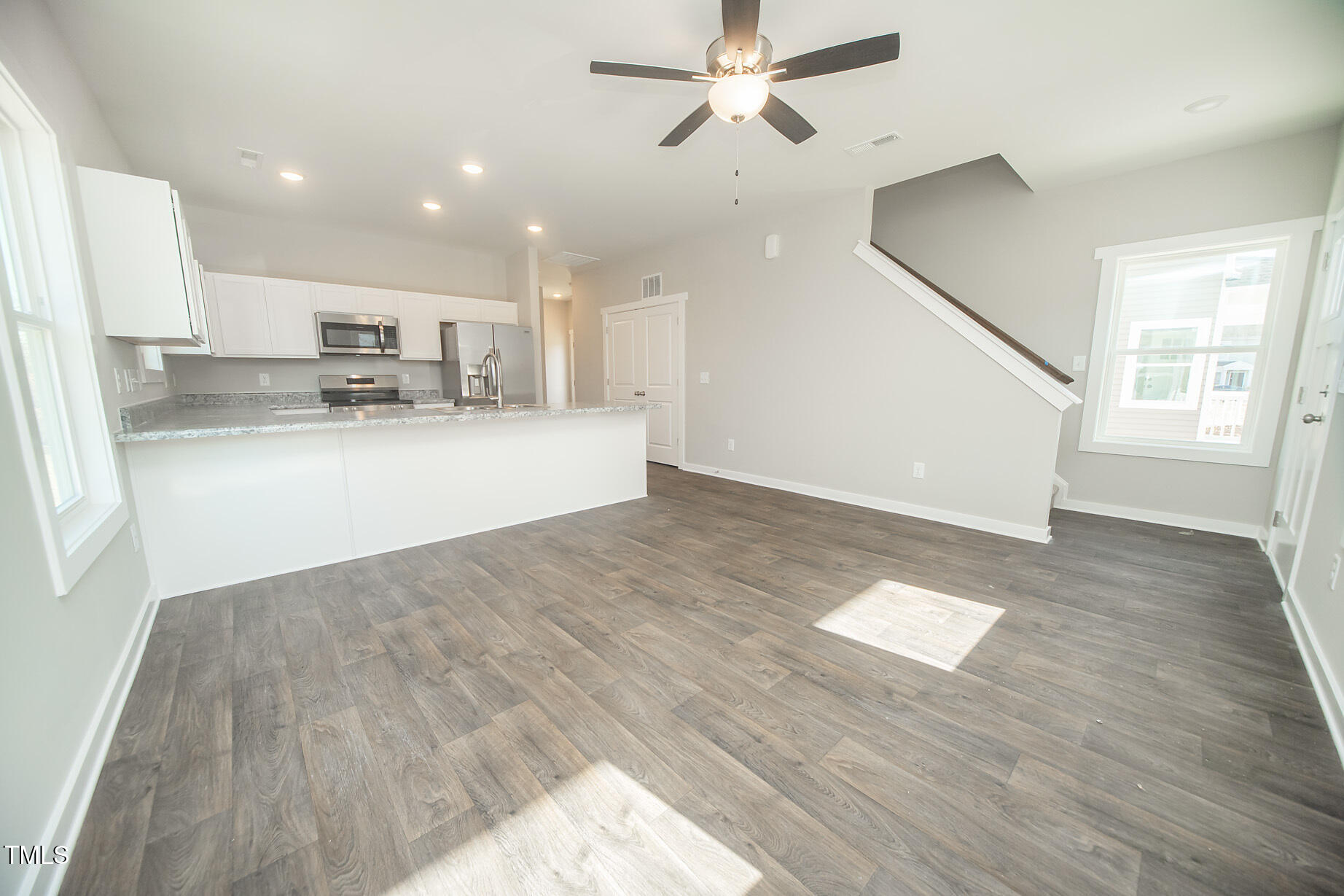105 Ambergate Court