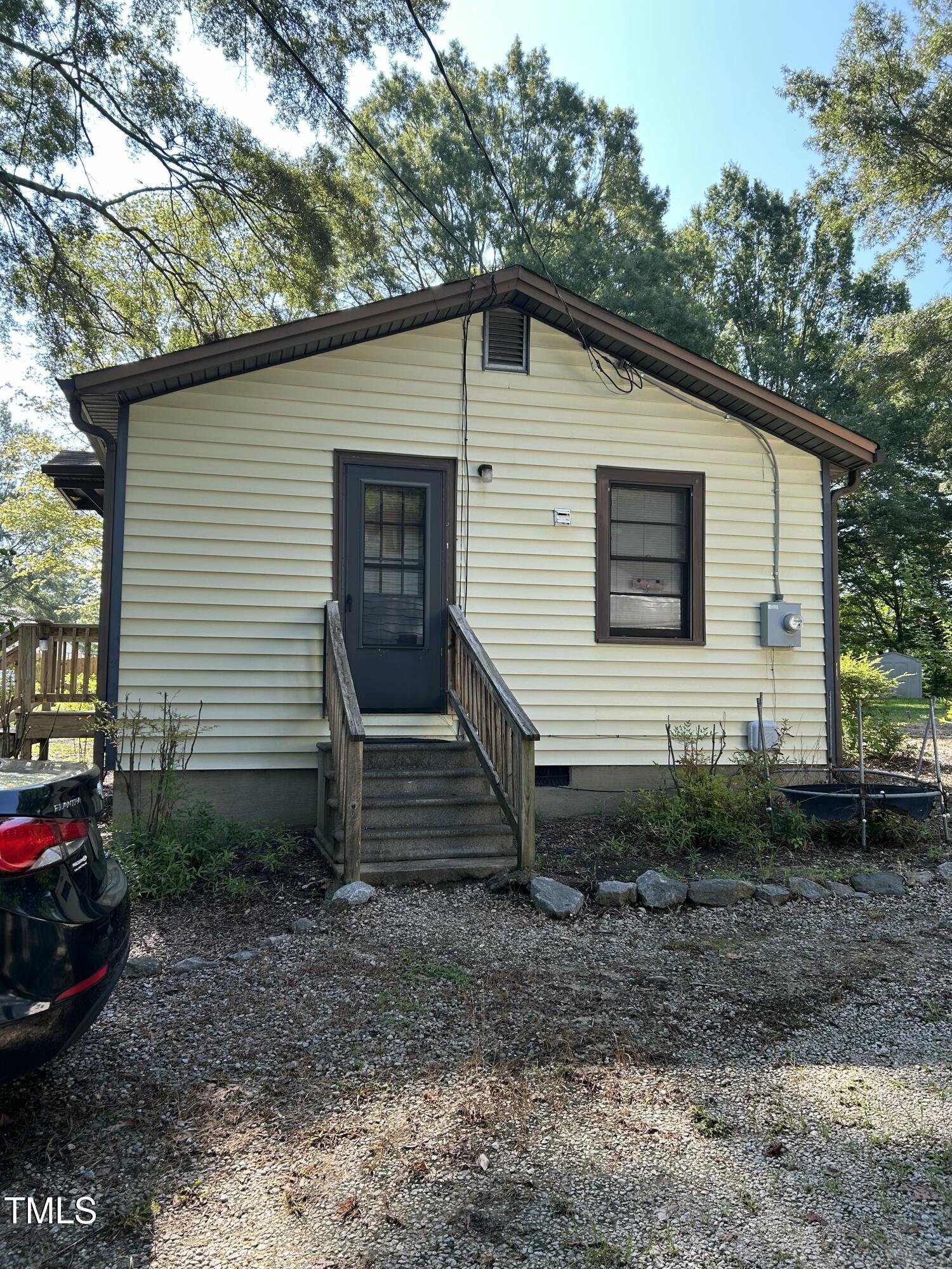 411 Mangum Way