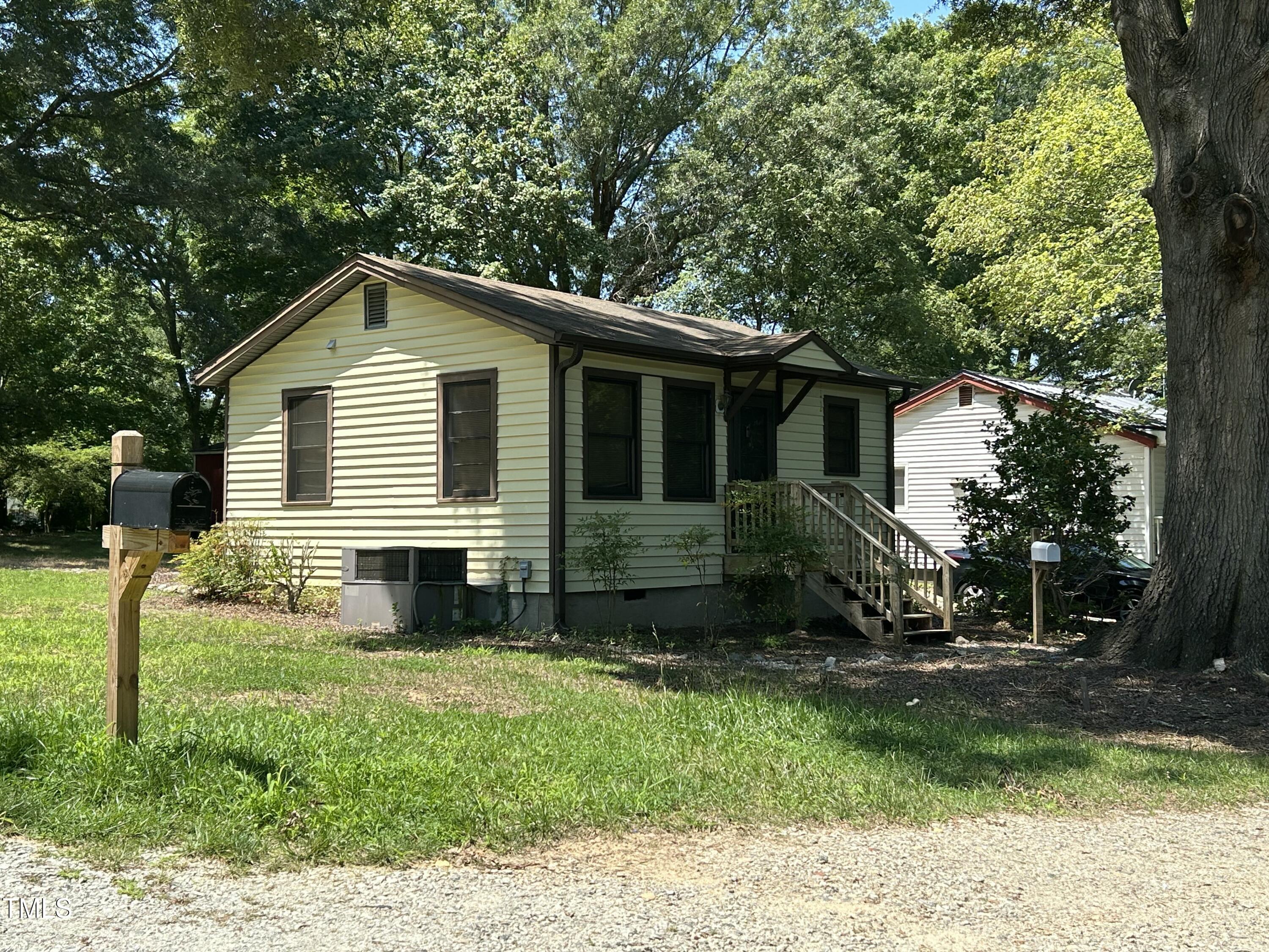 411 Mangum Way