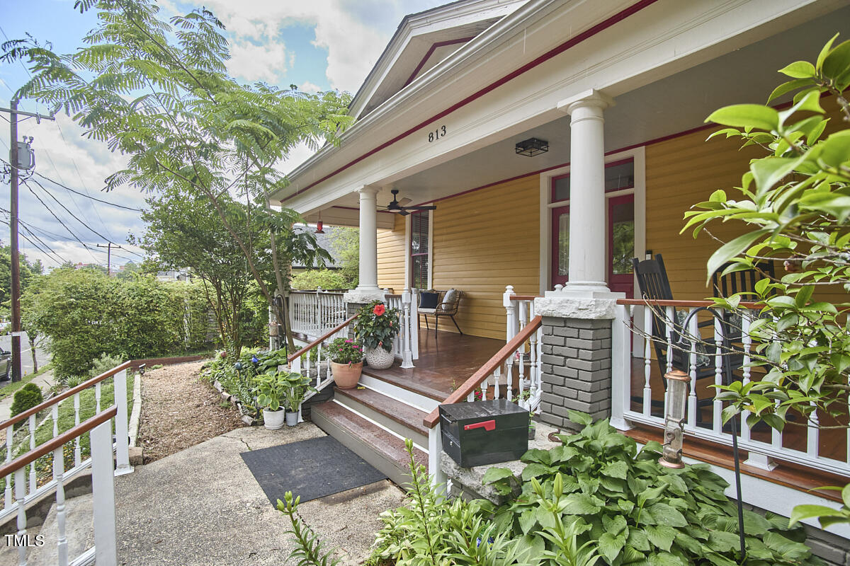 813 Burch Avenue