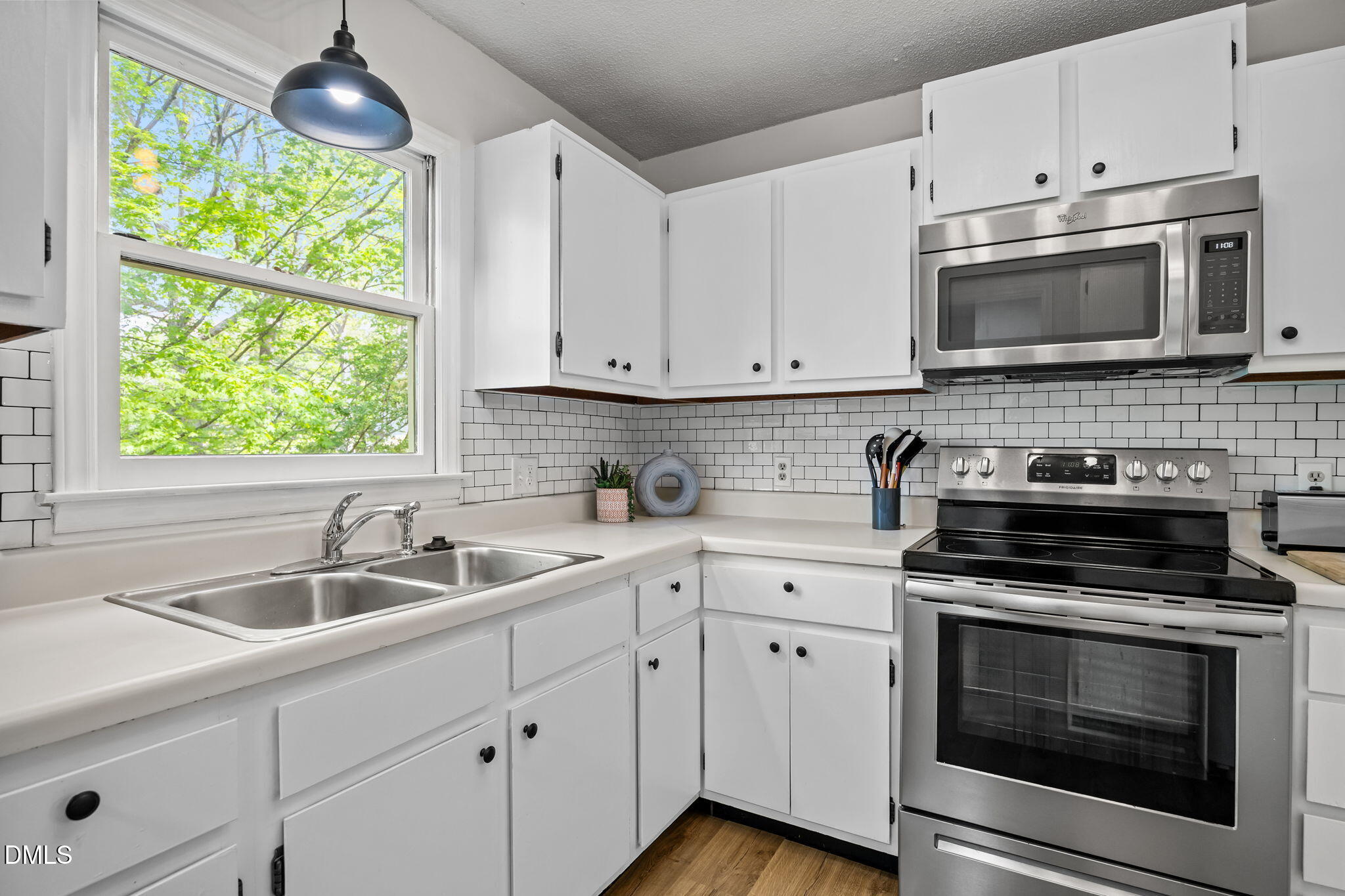 6422 English Oaks Drive