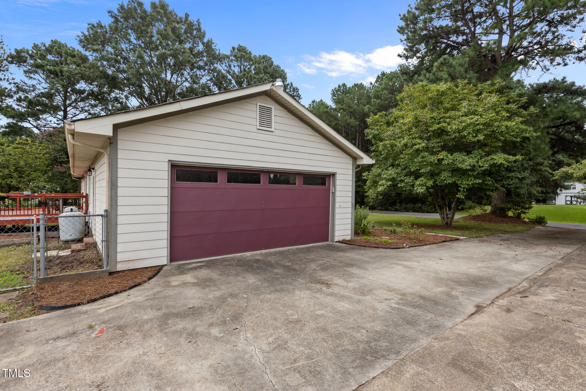 5309 Summer Rose Lane