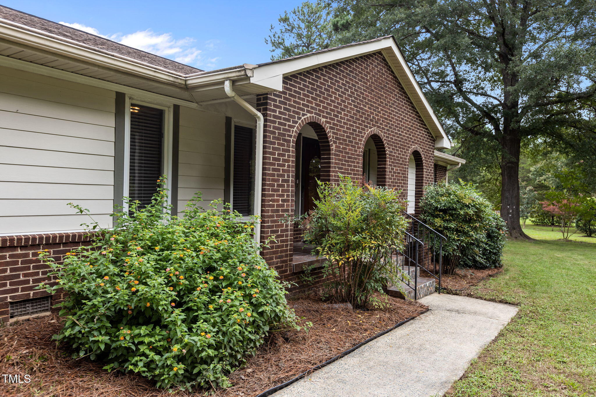5309 Summer Rose Lane