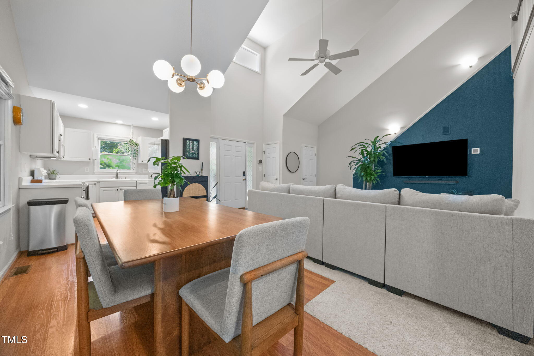 305 Mcgregor Drive Unit B