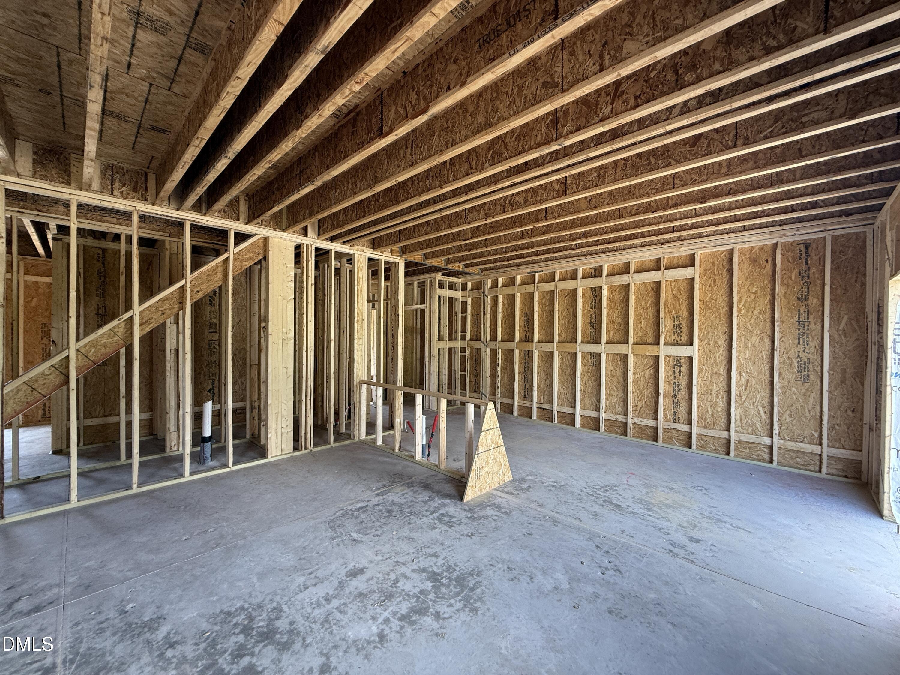 267 Crossvine Street (Lot 27)