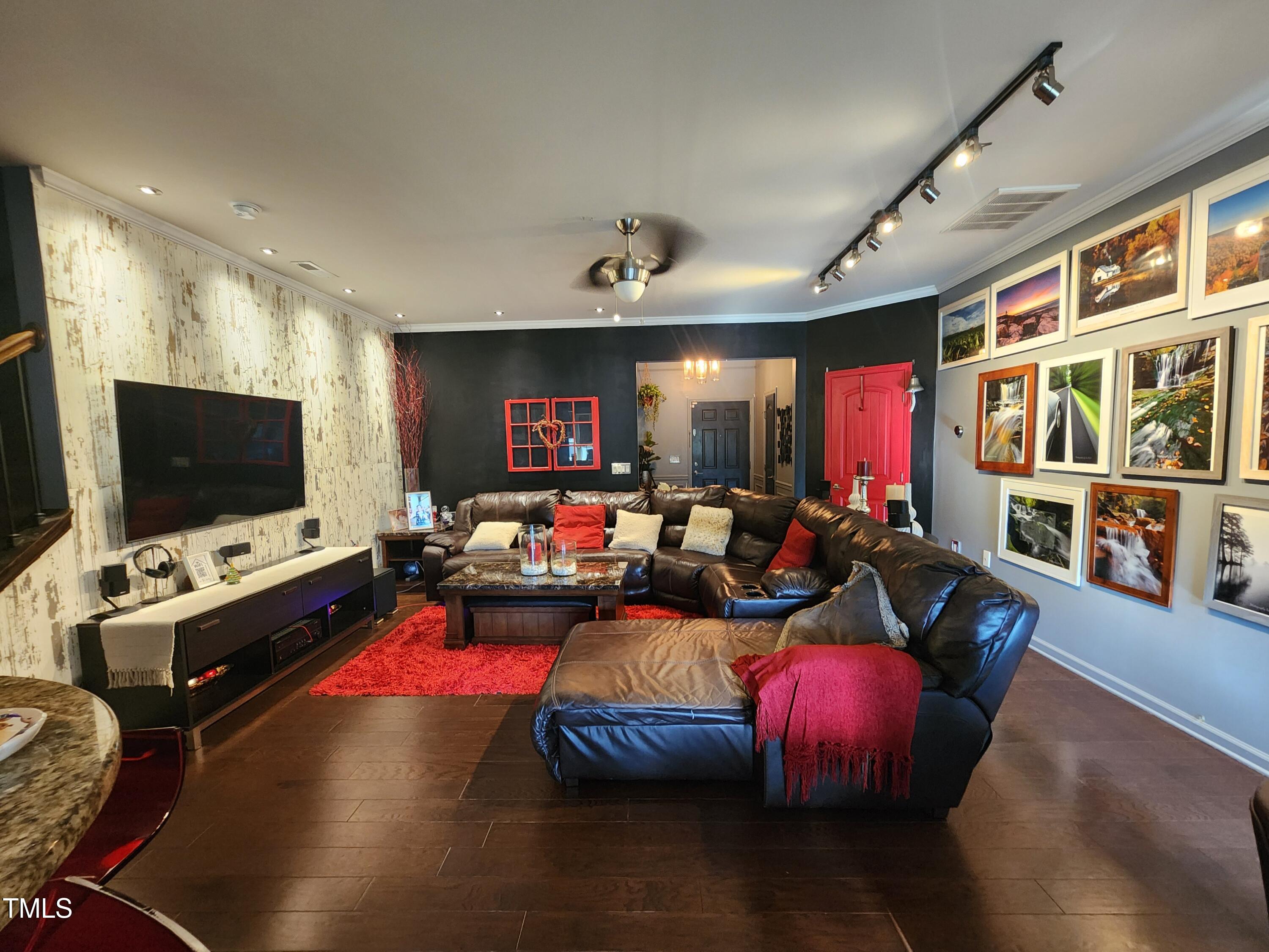 220 Olivet Loop