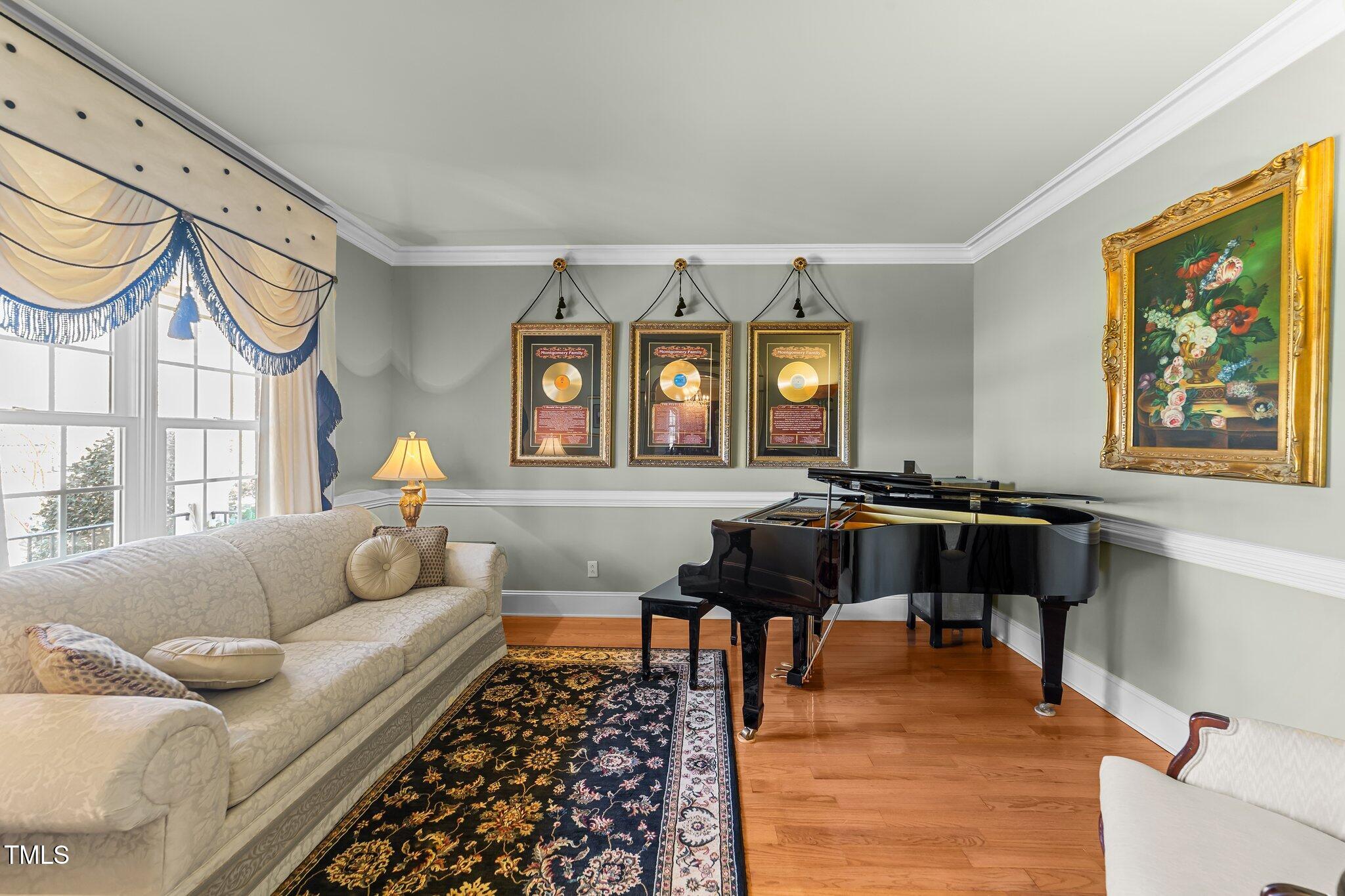 749 Hadrian Drive