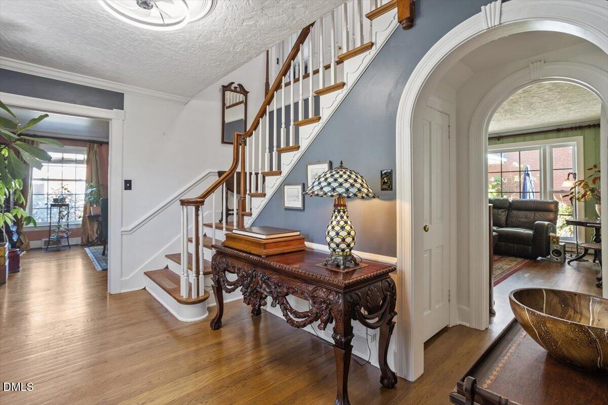 3325 North Walnut Street