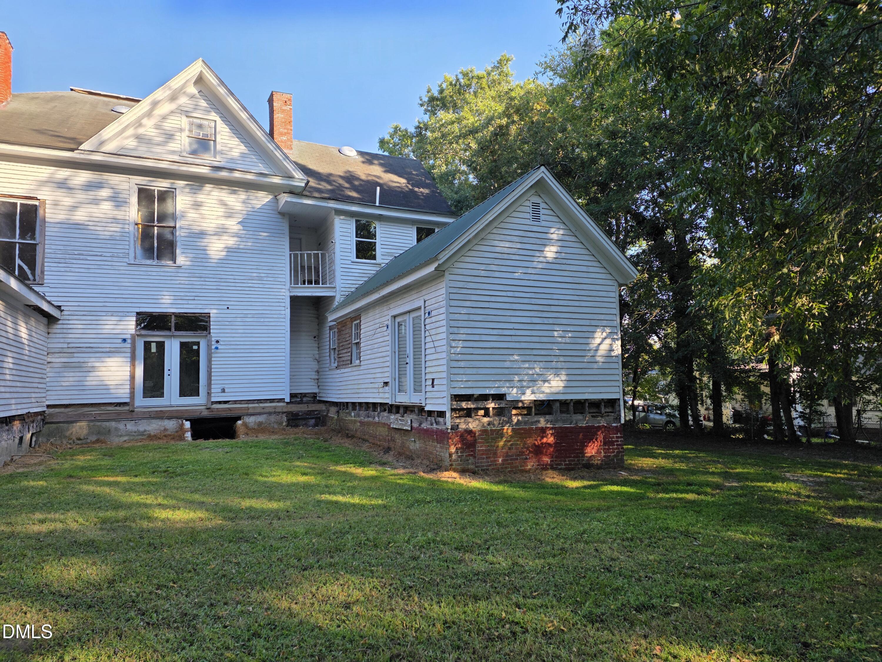 101 S Elm Street