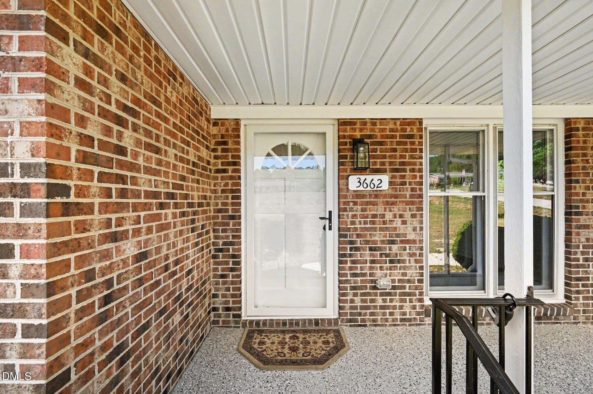 3662 W Antioch Drive