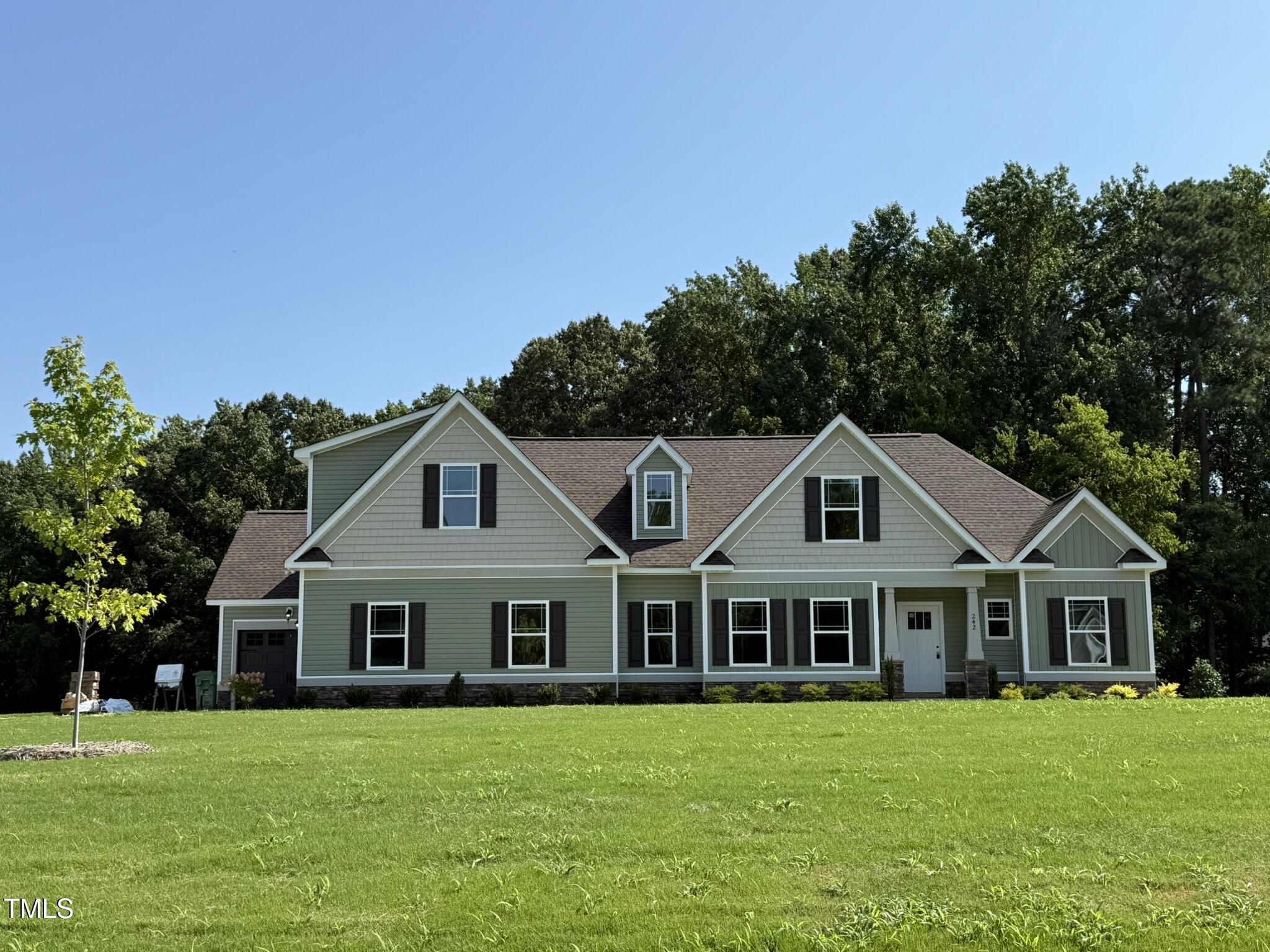 242 Busterfield Court