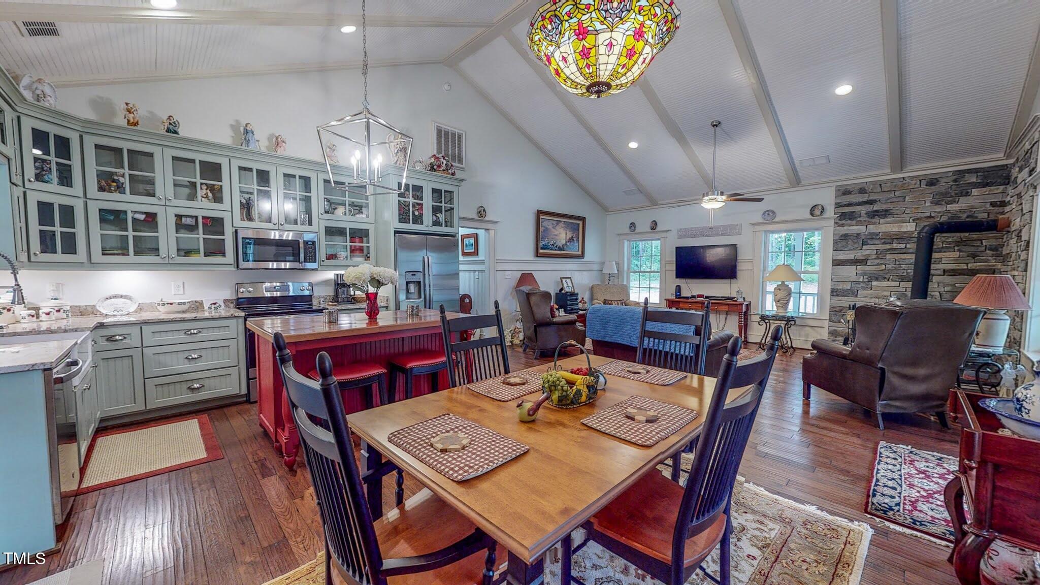 468 Loftis Loop Road