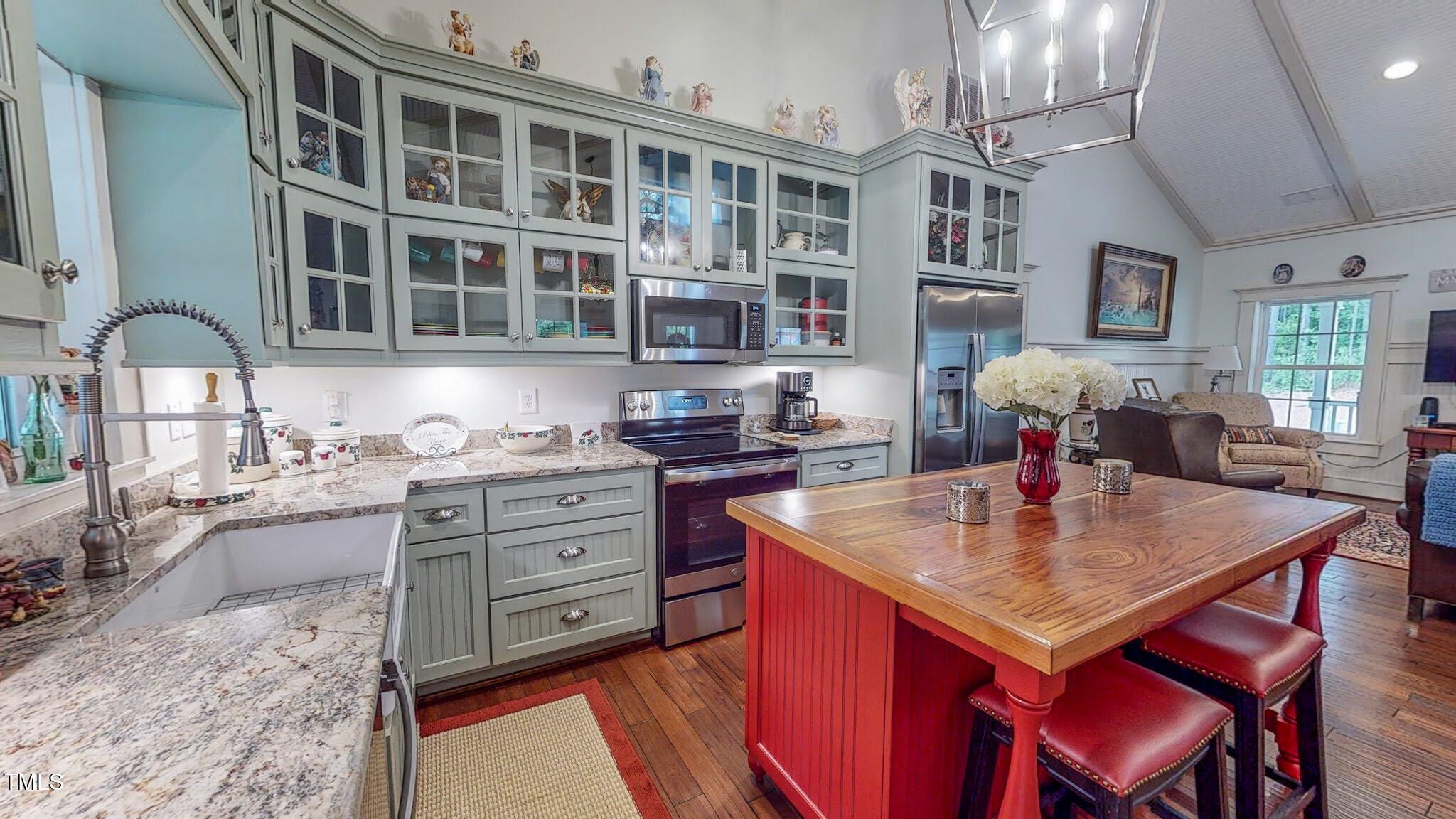 468 Loftis Loop Road
