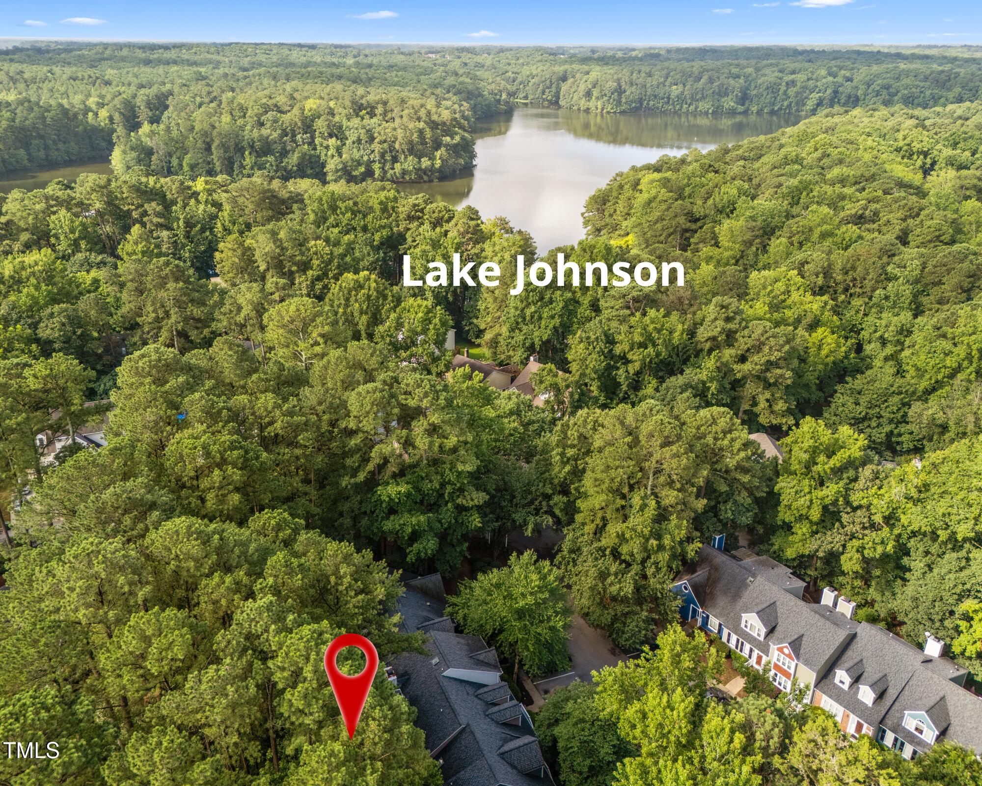 1035 High Lake Court
