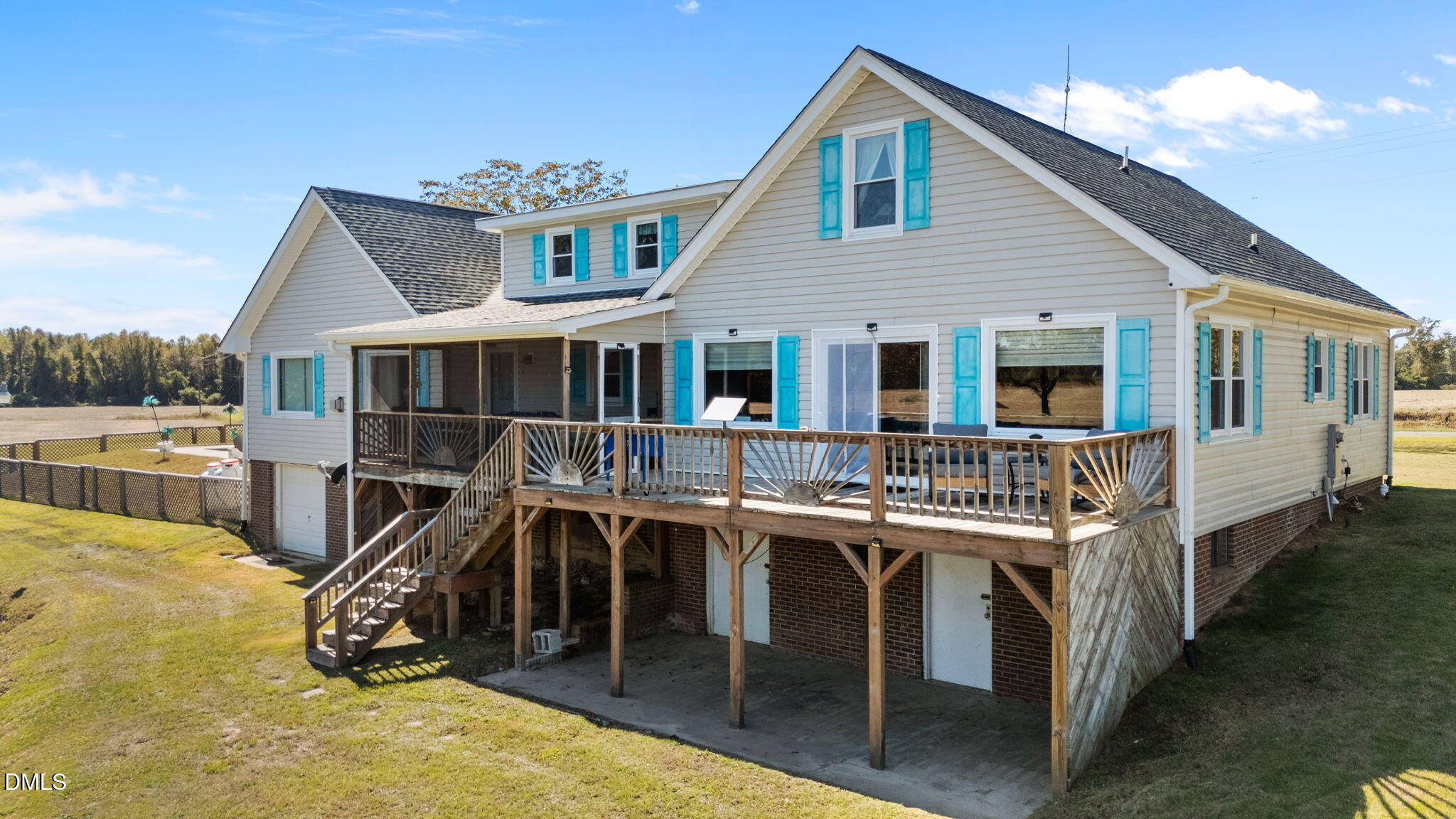 368 Hooks Road