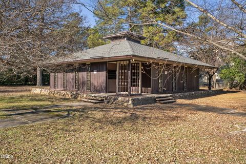 401 N James Street Goldsboro NC 27530