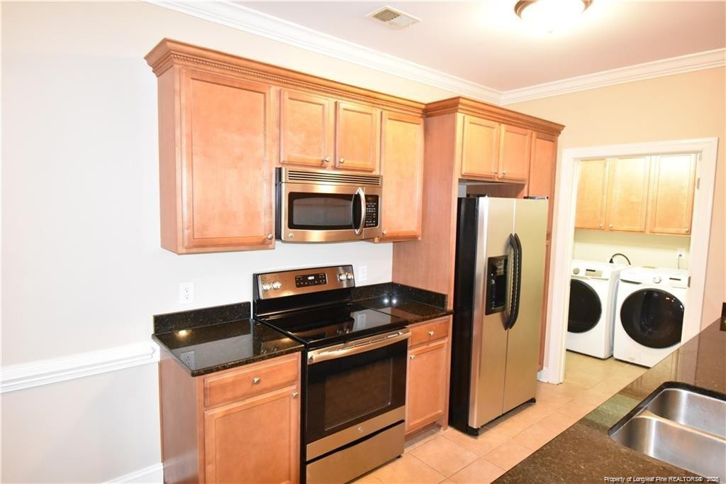 159 Gallery Drive 201