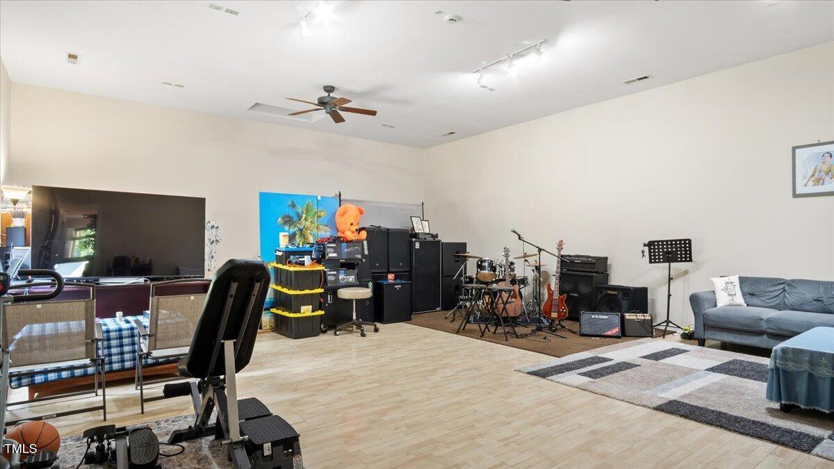 3002 Green Hill Drive