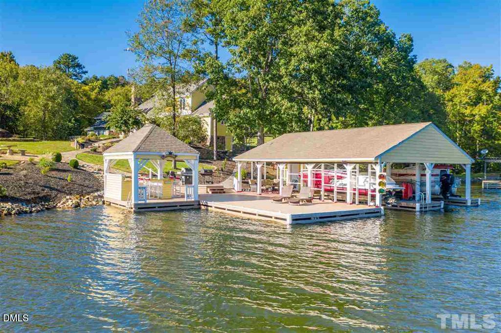 487 Oak Pointe Drive